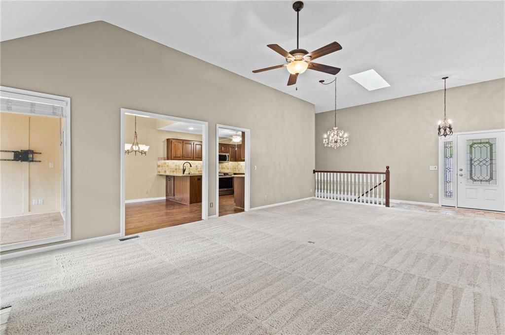 15607 BROADMOOR Street — photo 12