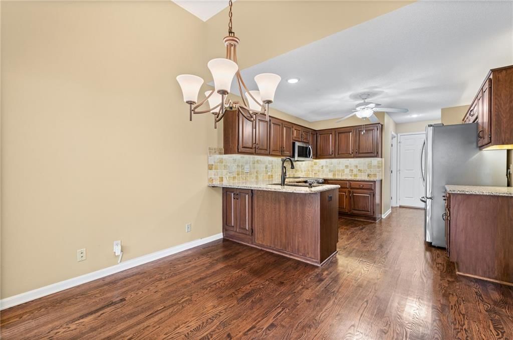 15607 BROADMOOR Street — photo 14