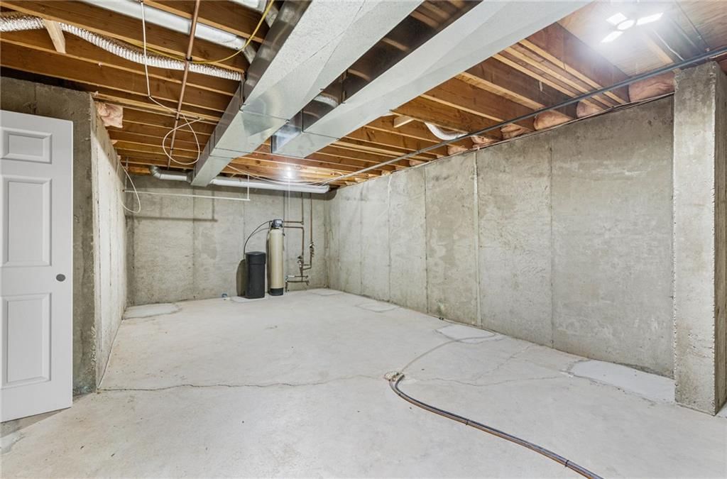 15607 BROADMOOR Street — photo 35