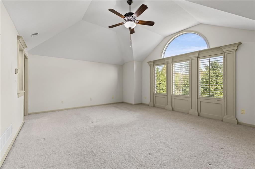 5306 W 165th Terrace — photo 8