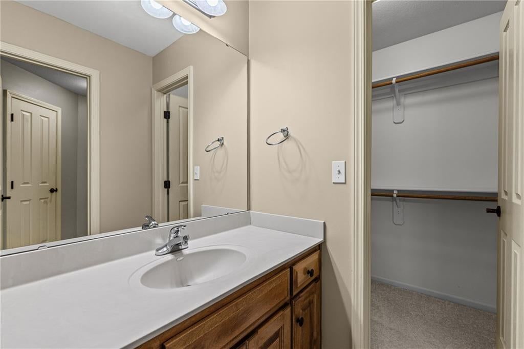 5306 W 165th Terrace — photo 36