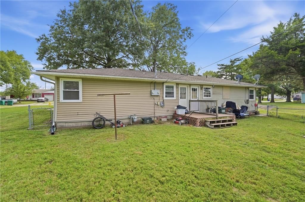 430 and 432 Shawnee Street — photo 8