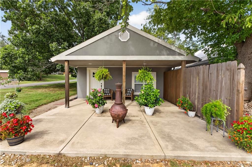 Photo 25 of 25 - 112 W Main Street, Freeman, MO 64746