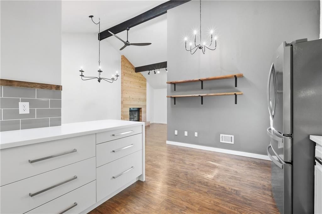 9201 Acuff Lane — photo 13