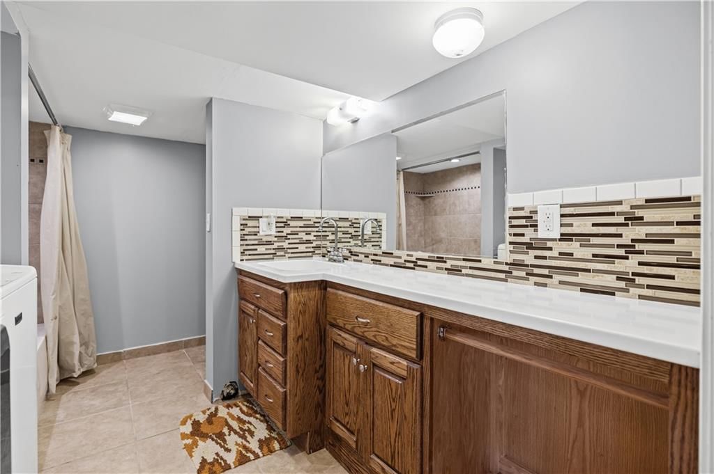 305 Canterbury Lane — photo 39