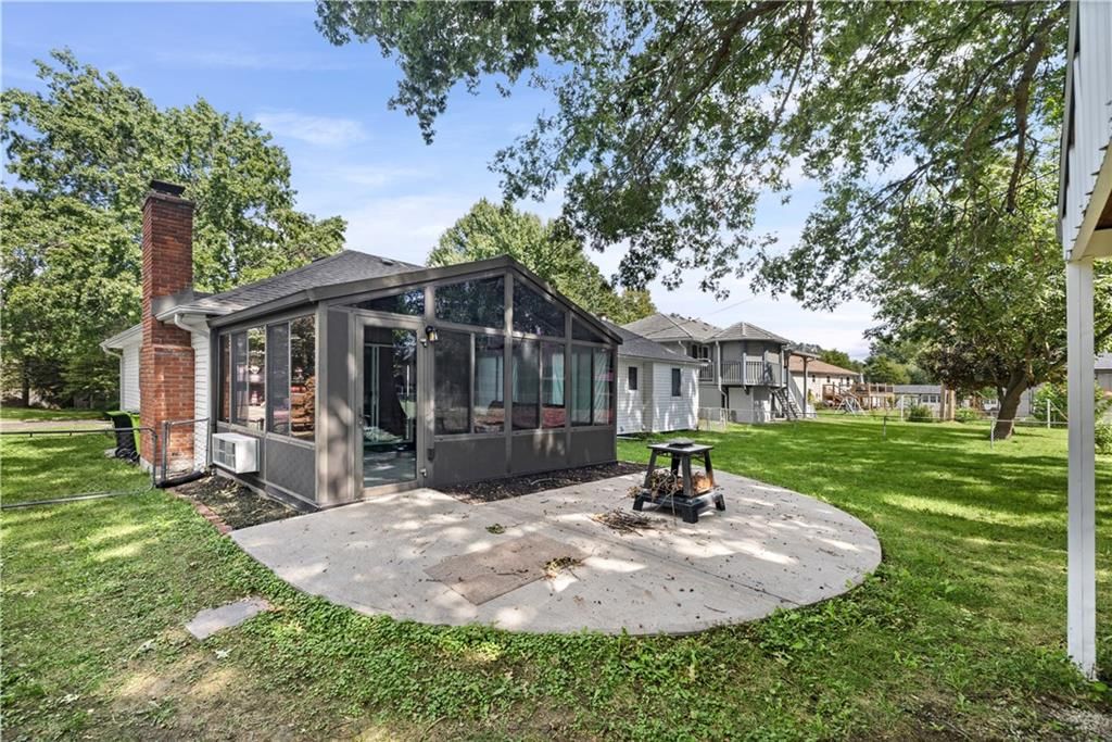 305 Canterbury Lane — photo 45