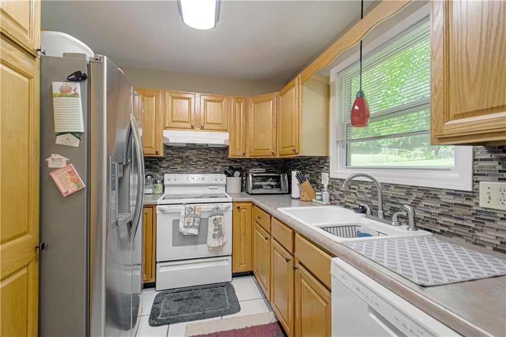 6442 NW 49th Street — photo 13
