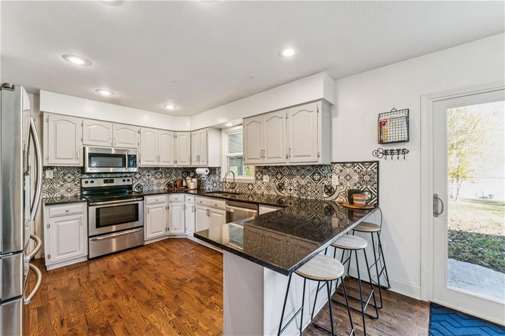 29300 W 119th Street — photo 15