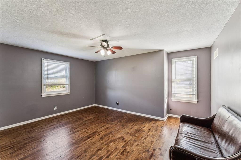 29300 W 119th Street — photo 38