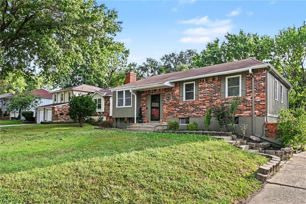12809 S RAINTREE Drive — photo 1