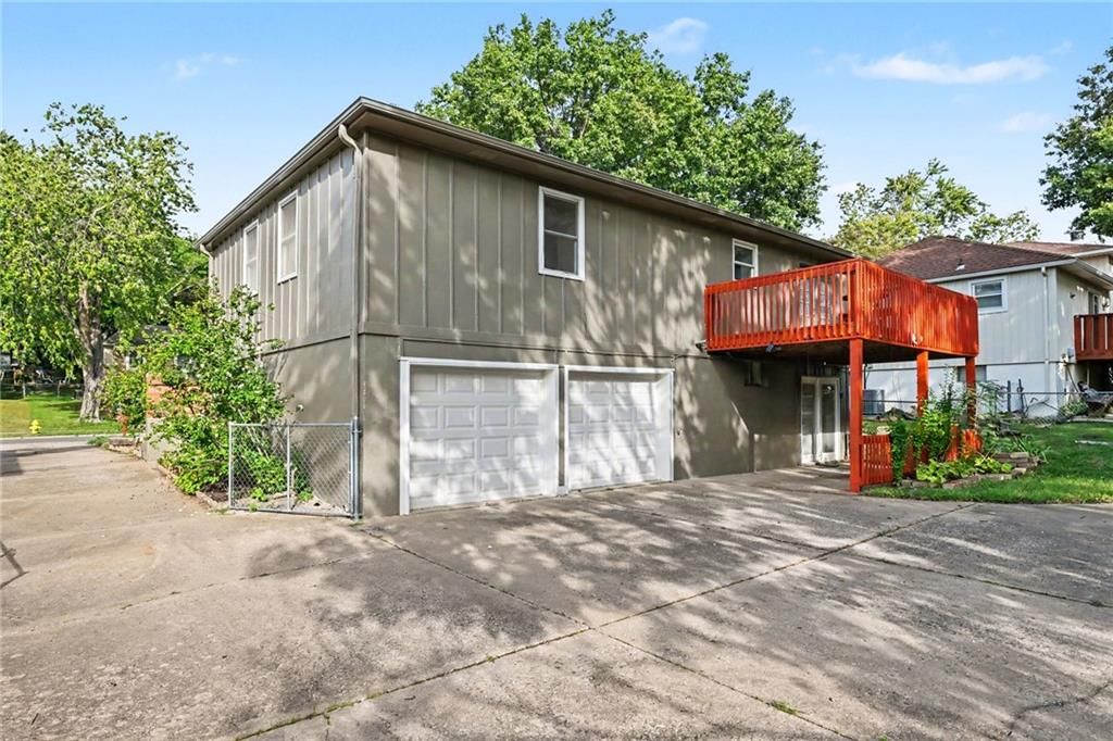 12809 S RAINTREE Drive — photo 56