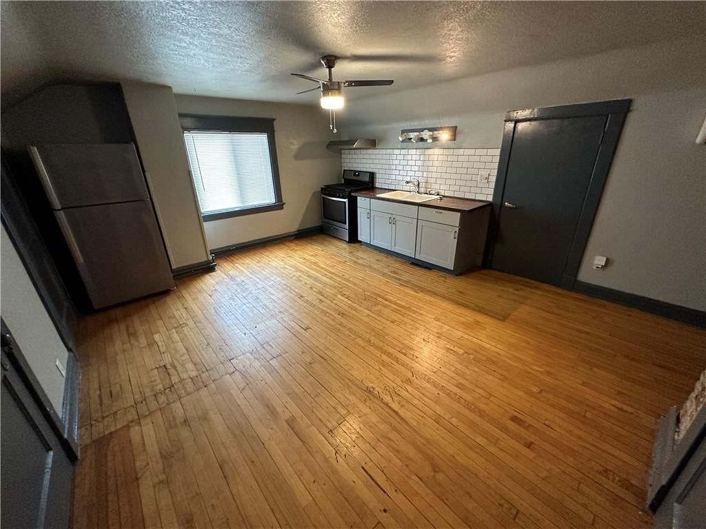 3809 Washington Street — photo 84