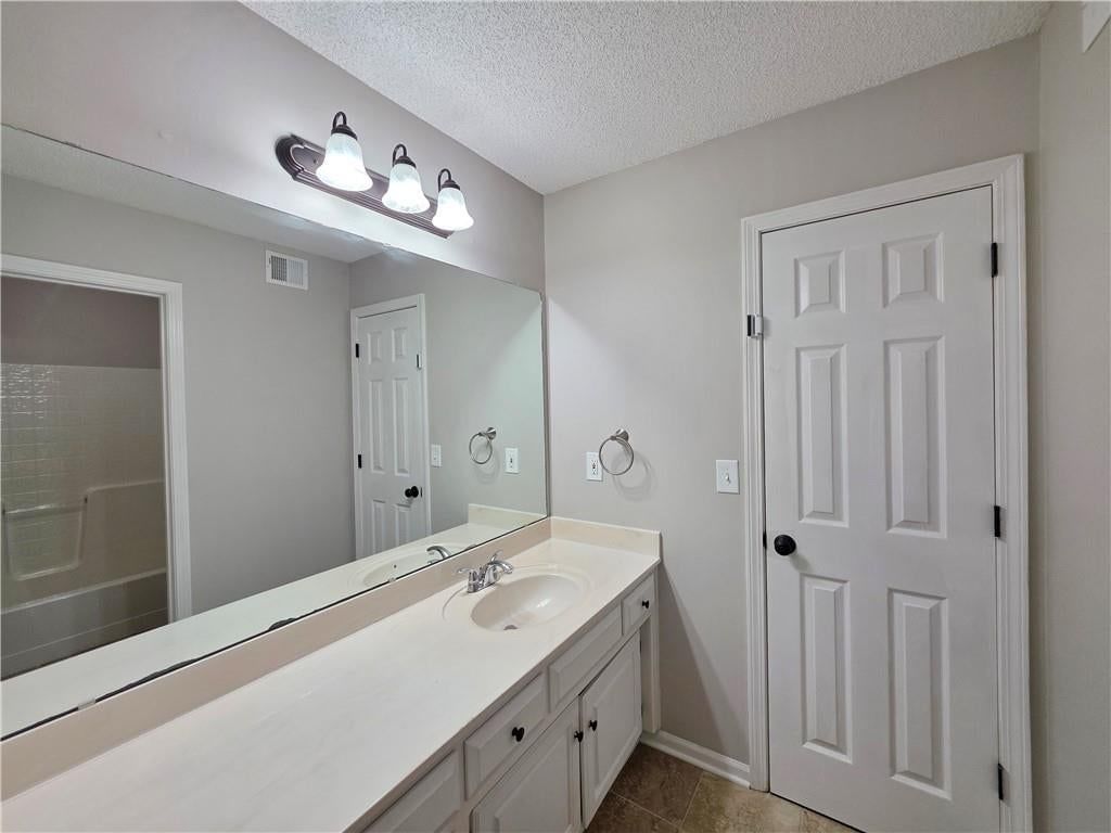 11009 W 131st Street — photo 29