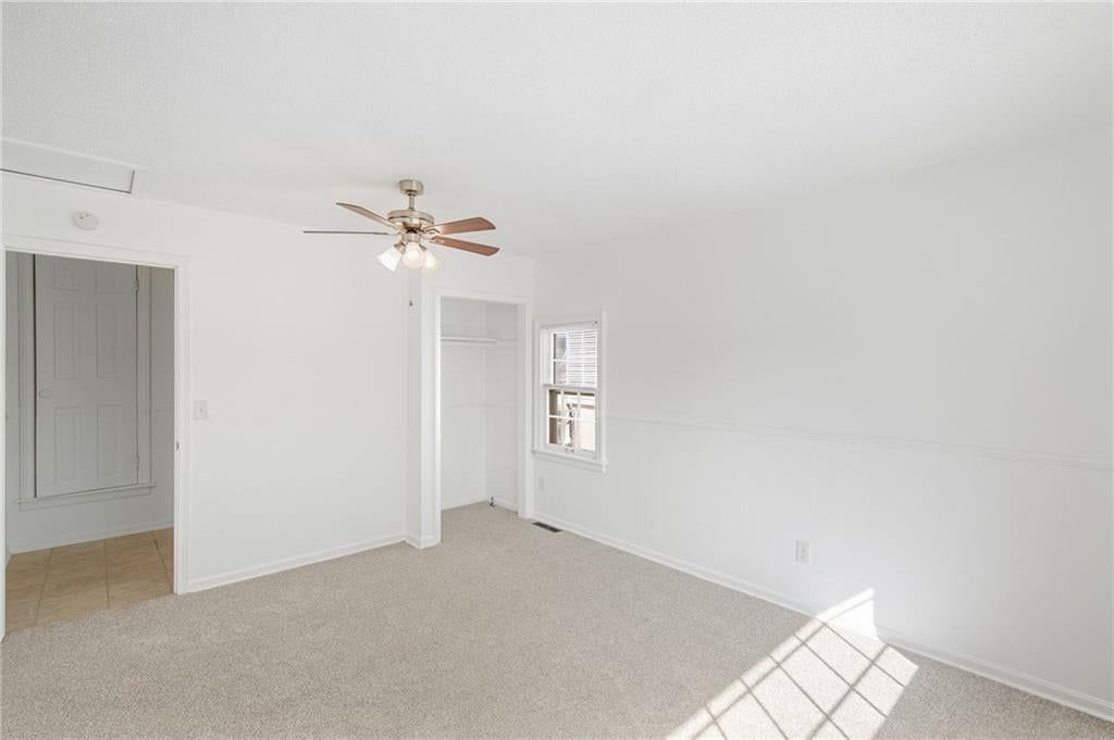 3916 S Spring Street — photo 18