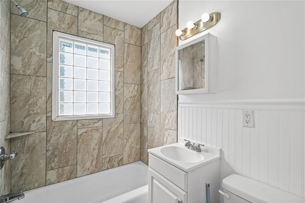 3916 S Spring Street — photo 23