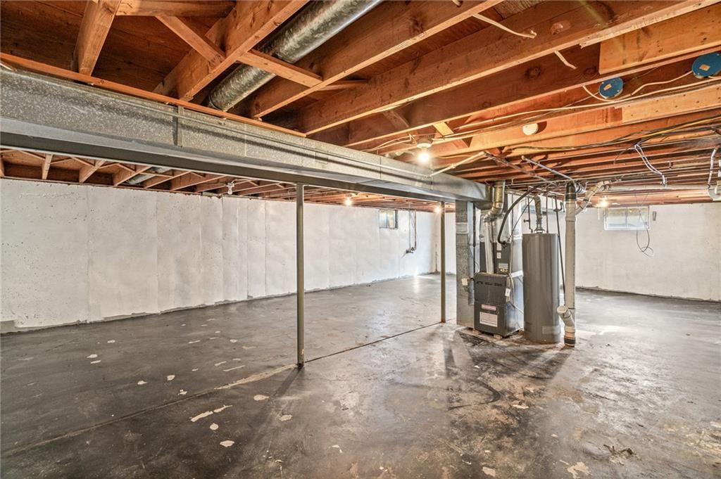 3916 S Spring Street — photo 25