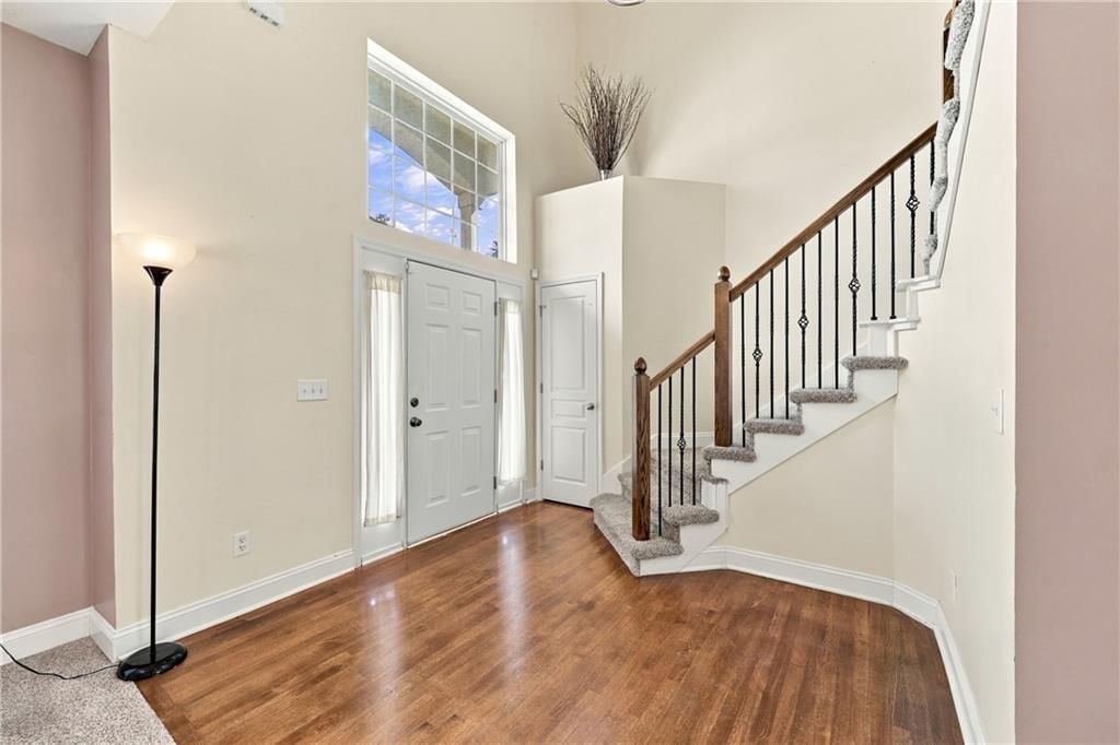 9644 N Adrian Avenue — photo 5