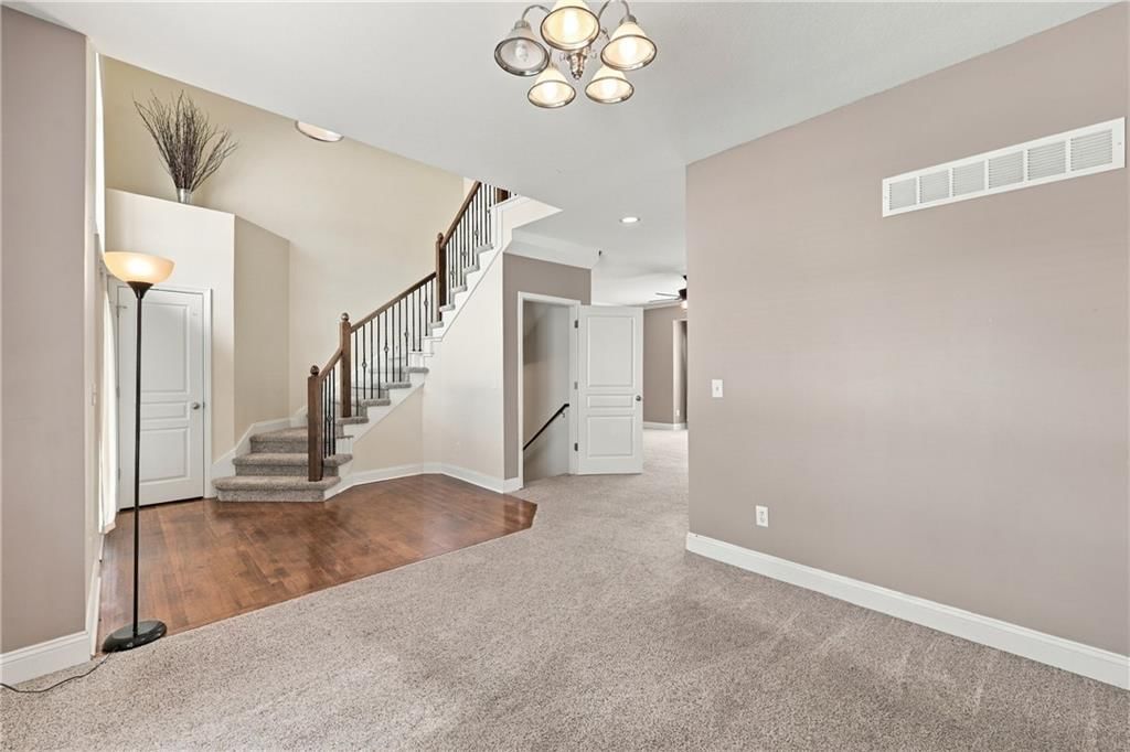9644 N Adrian Avenue — photo 7