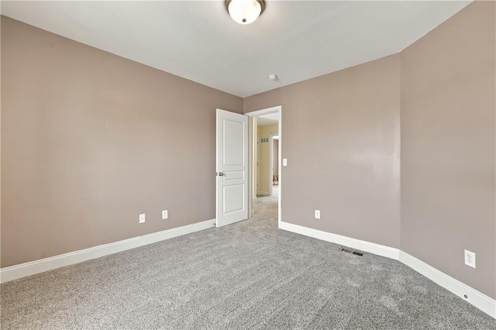 9644 N Adrian Avenue — photo 18