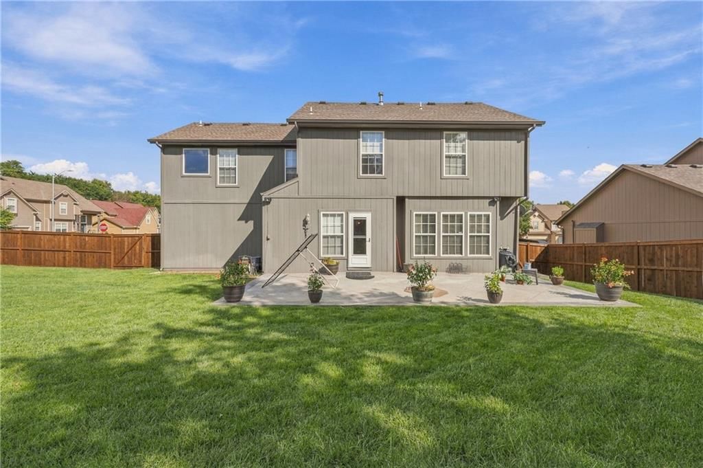 9644 N Adrian Avenue — photo 39