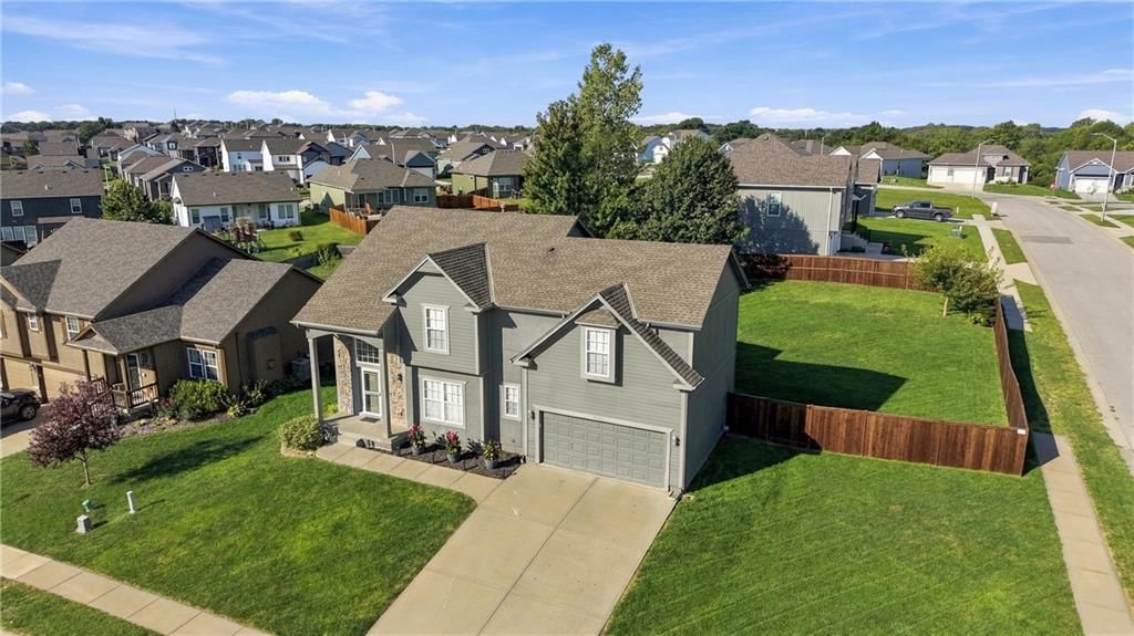 9644 N Adrian Avenue — photo 44