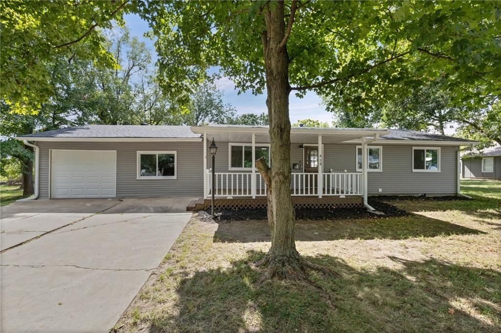 410 E Elm Street, Drexel, MO
