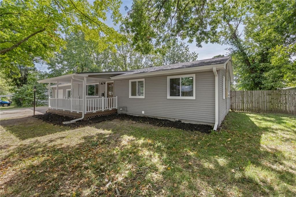 Photo 20 of 30 - 410 E Elm Street, Drexel, MO 64742