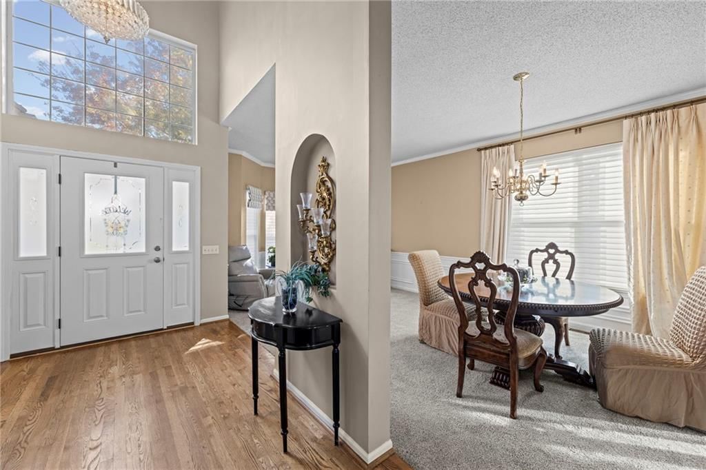 628 NE 93rd Street, Kansas City, MO: listing photo 2