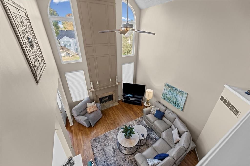 Loft at 628 NE 93rd Street, Kansas City, MO 64155
