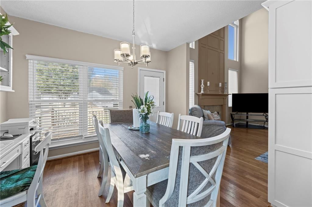 Open floor plan at 628 NE 93rd Street, Kansas City, MO 64155