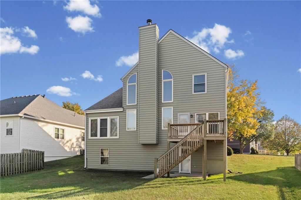 Photo 41 of 51 - 628 NE 93rd Street, Kansas City, MO 64155