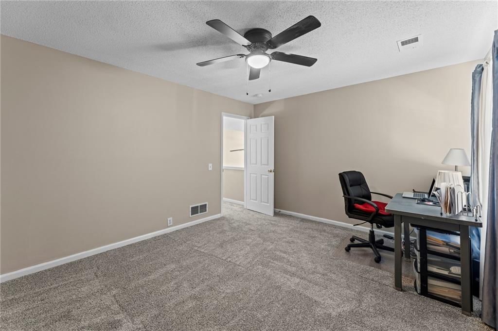 Photo 39 of 51 - 628 NE 93rd Street, Kansas City, MO 64155