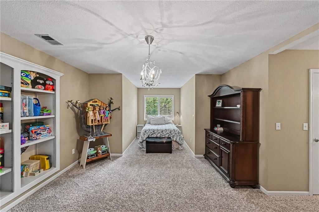 13810 Grove Avenue — photo 24