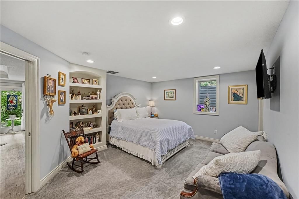 13810 Grove Avenue — photo 29