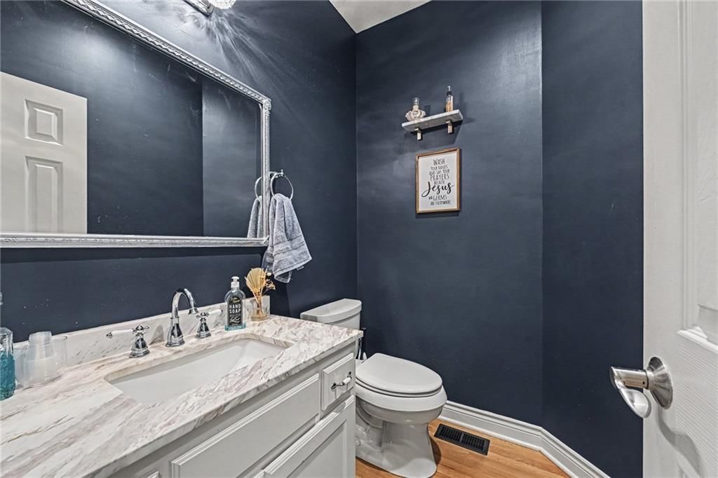 13810 Grove Avenue — photo 33