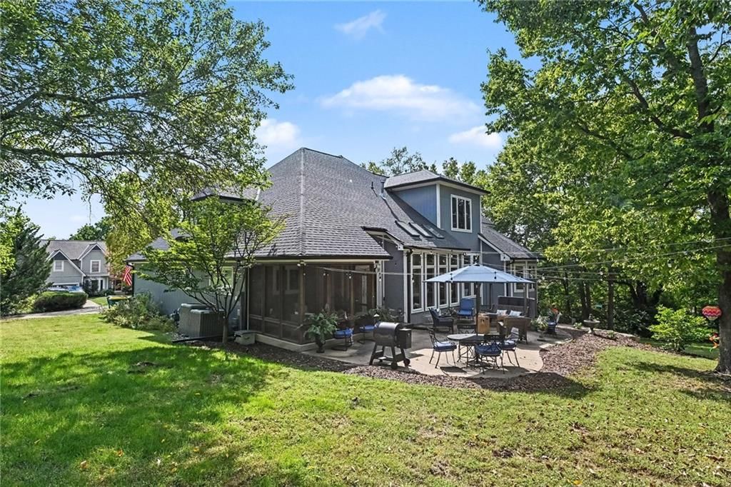 13810 Grove Avenue — photo 37