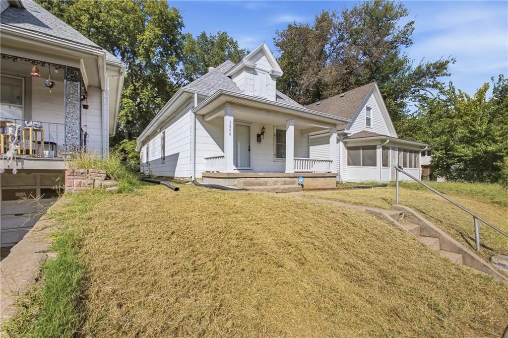 3848 E 9th Terrace, Kansas City, MO: listing photo 3