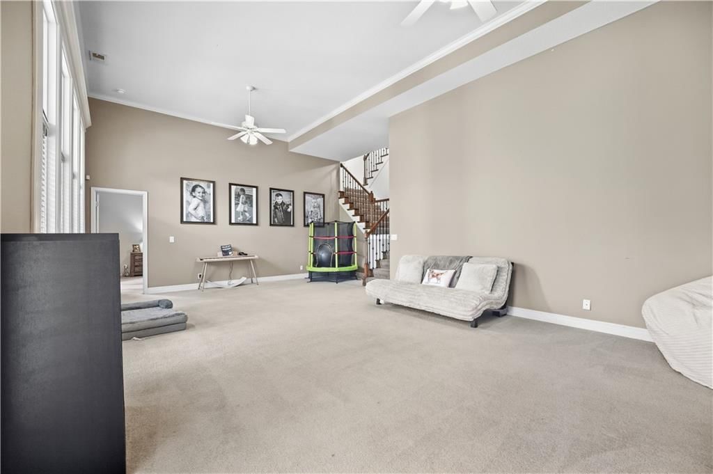 16024 Meadow Lane — photo 37