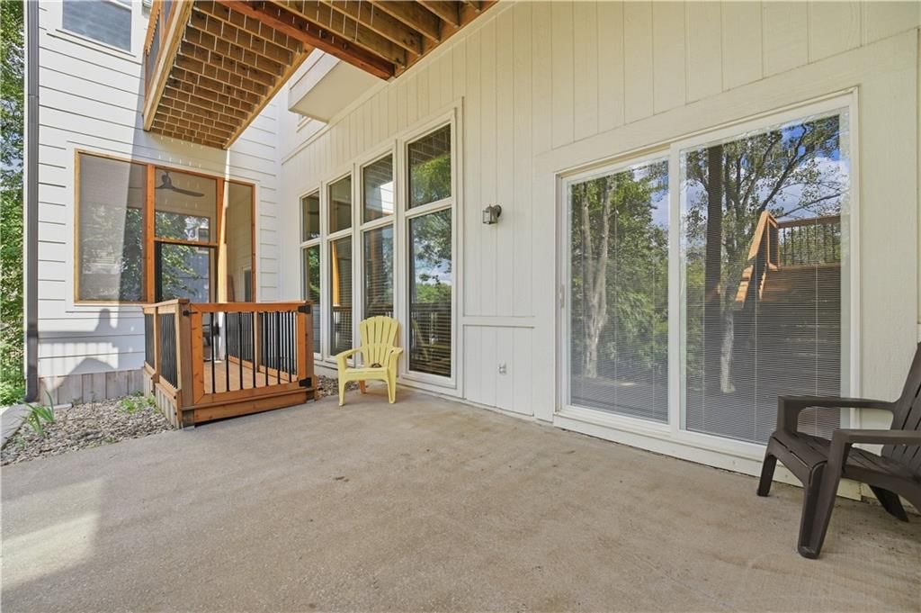 16024 Meadow Lane — photo 48