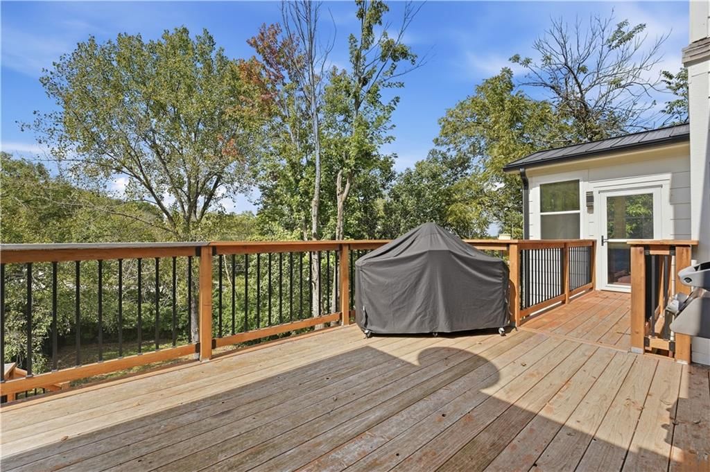 16024 Meadow Lane — photo 49