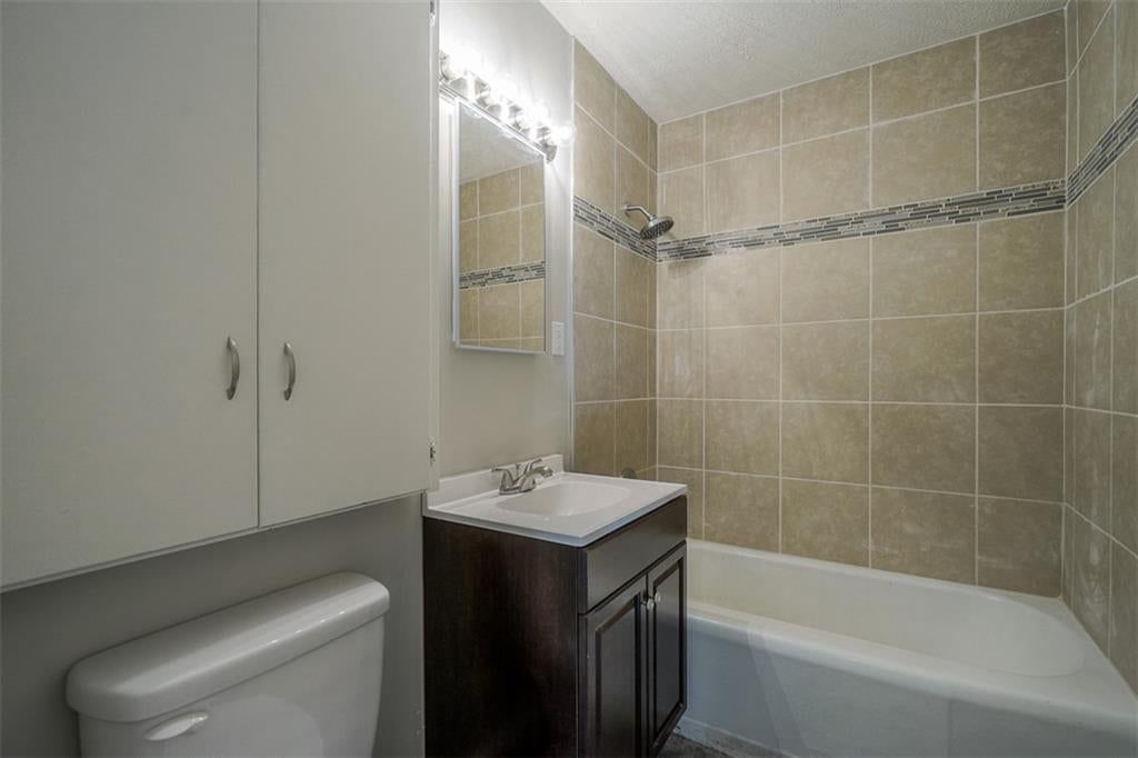 5405 Woodson Road — photo 15
