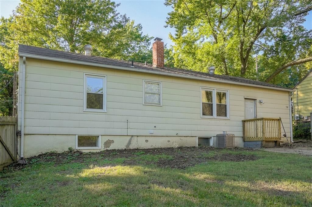5405 Woodson Road — photo 24