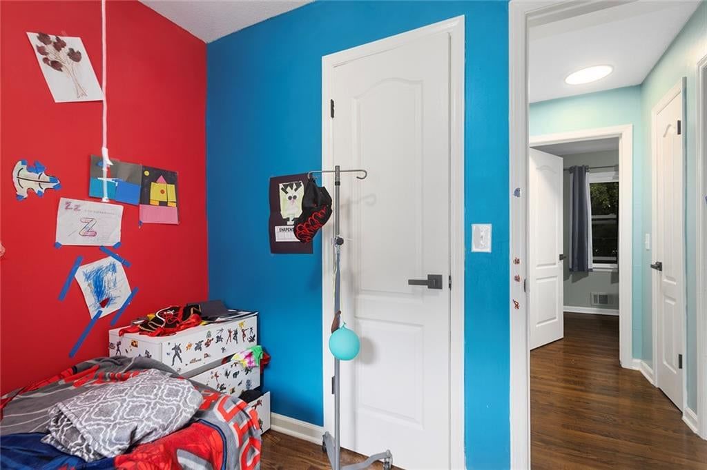 417 Melrose Street — photo 14