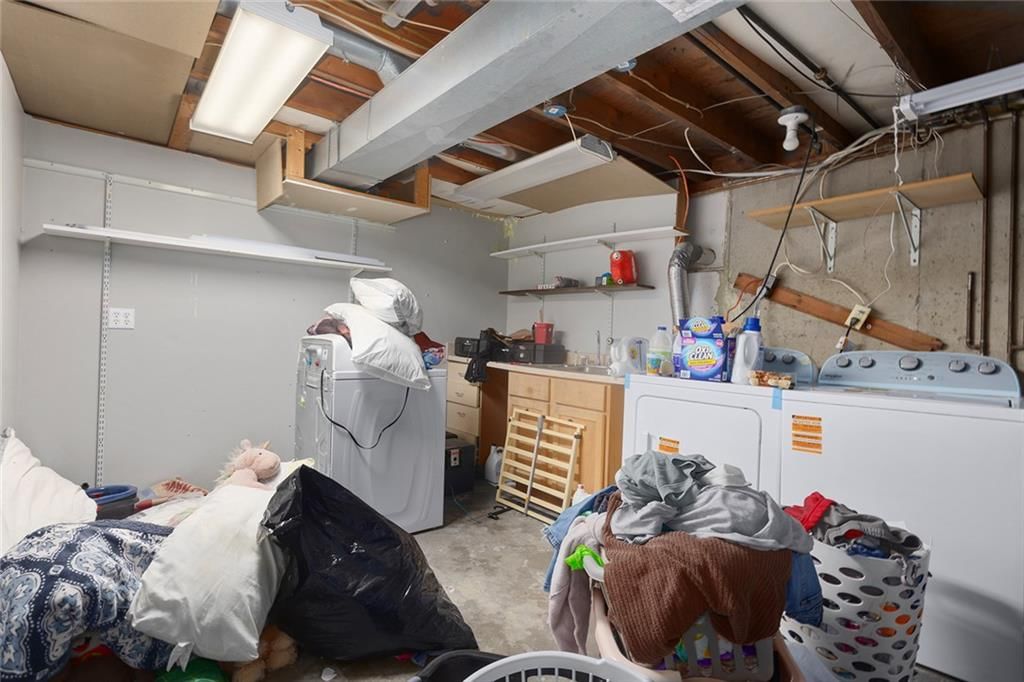417 Melrose Street — photo 16