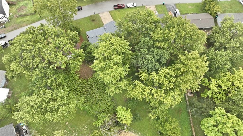 6870 N Montrose Avenue — photo 36
