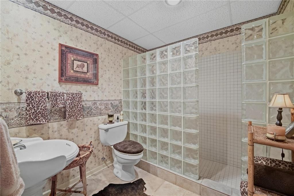 11118 W 121 Street — photo 38