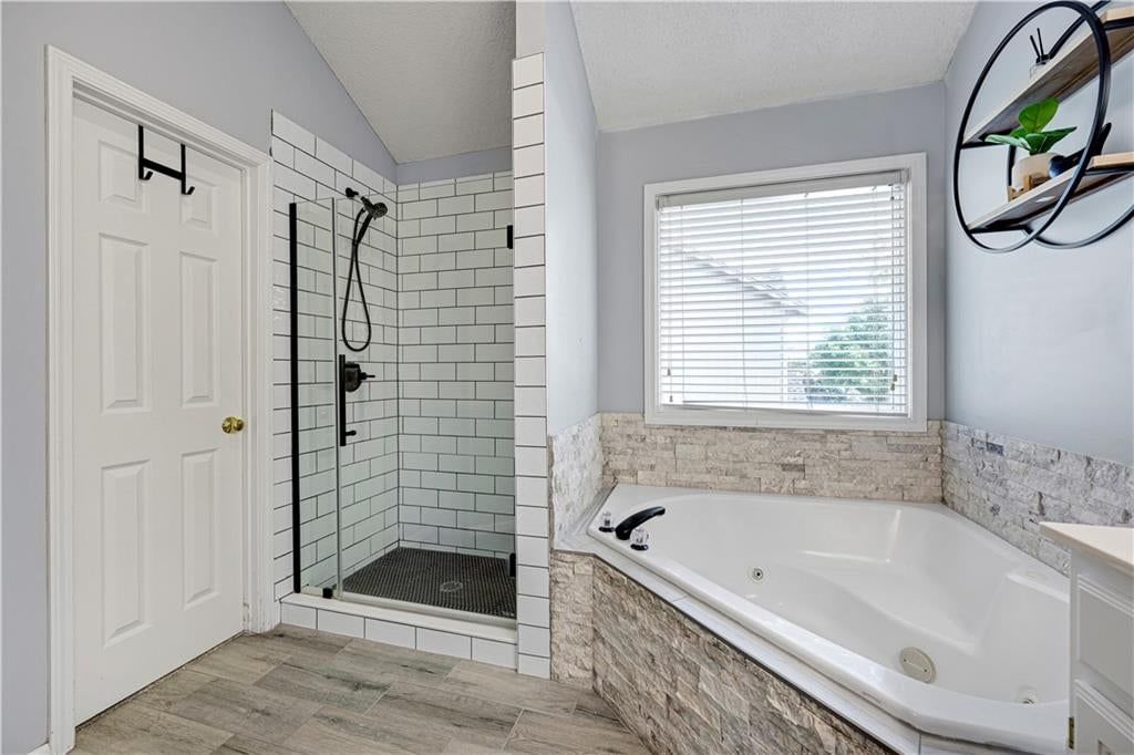 Photo 41: walk-in shower, 13736 W 157TH Terrace, Olathe, KS 66062