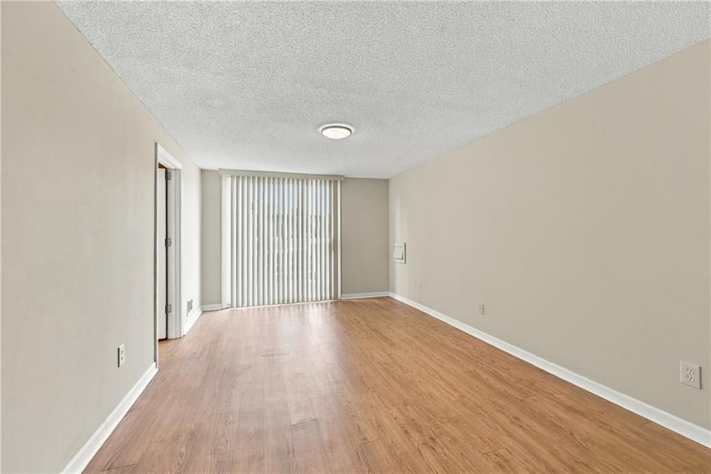 125 N Jeffreys Street — photo 14