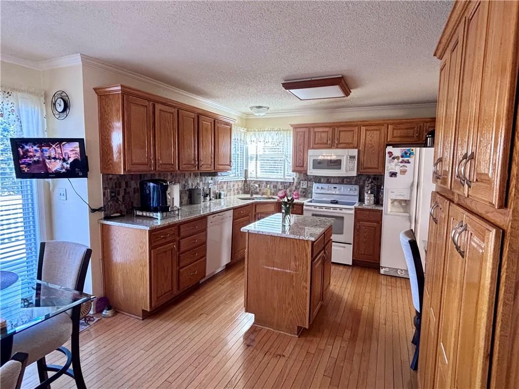 11520 N Madison Avenue — photo 5