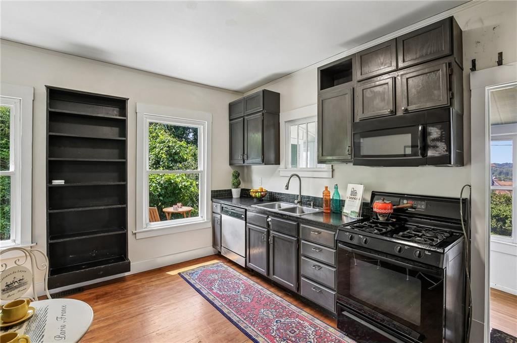 2920 Holly Street — photo 16